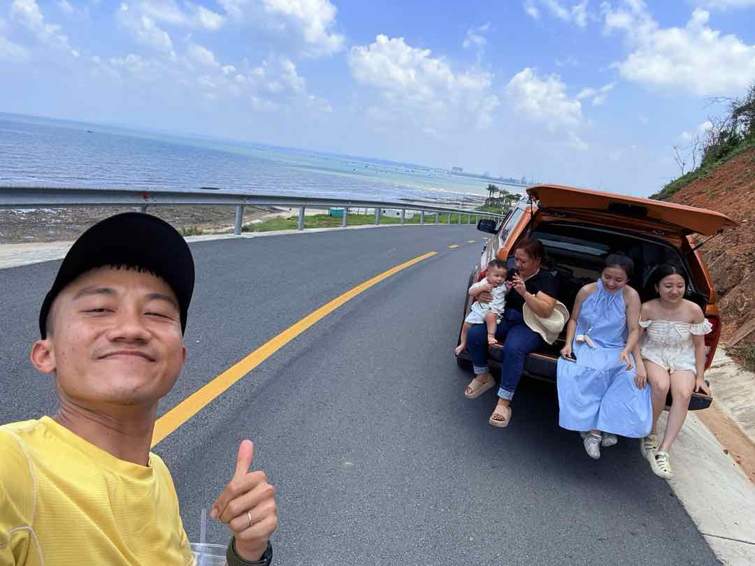 Gia đình Kỹ sư Quang trên cung đường ven biển
